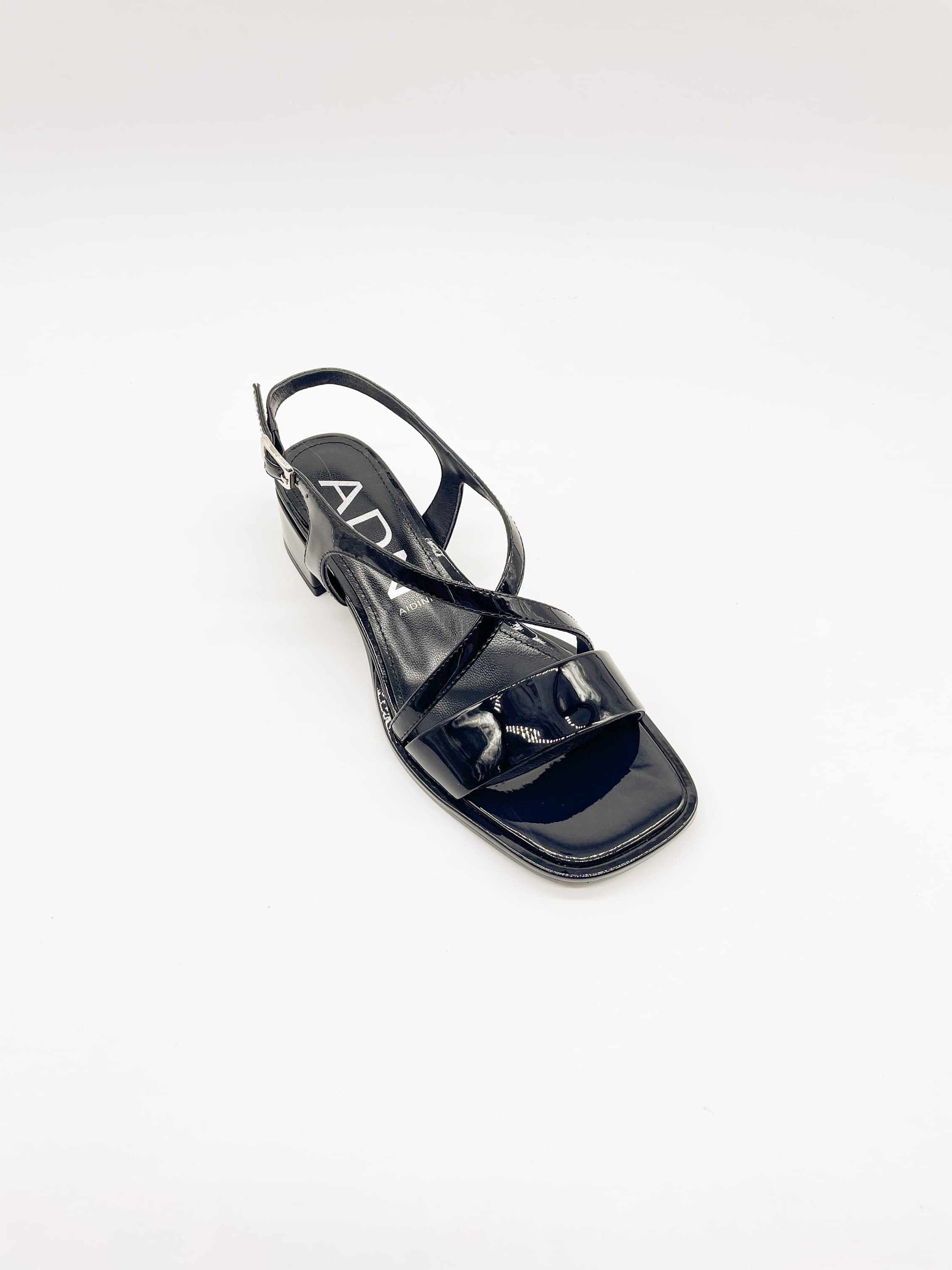 Босоножки жен. "Aidini" 5116-421-472D (черный,кожа)