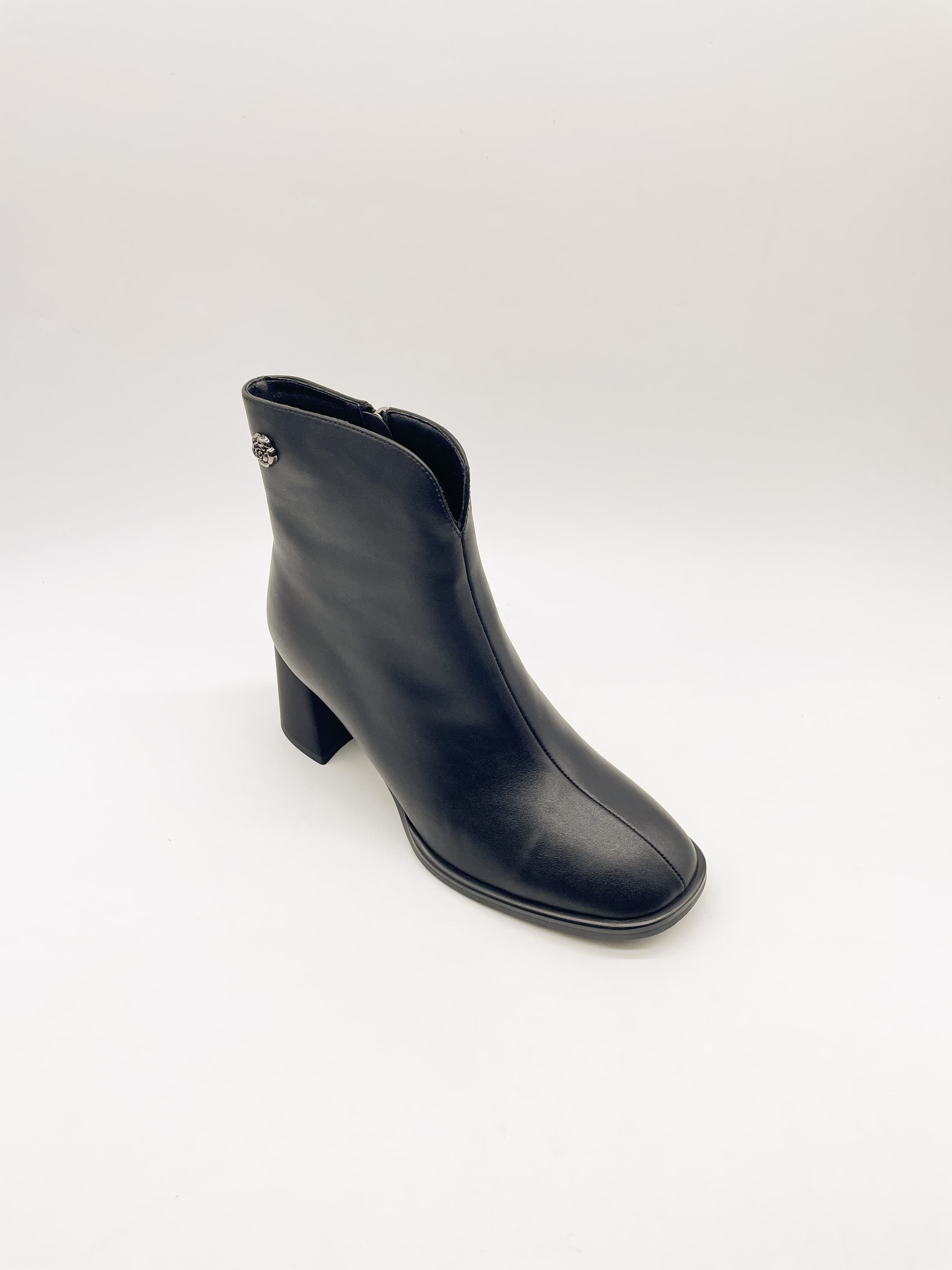 Ботильоны жен. "El Tempo" YZ018_01SB-BL (черный,кожа)