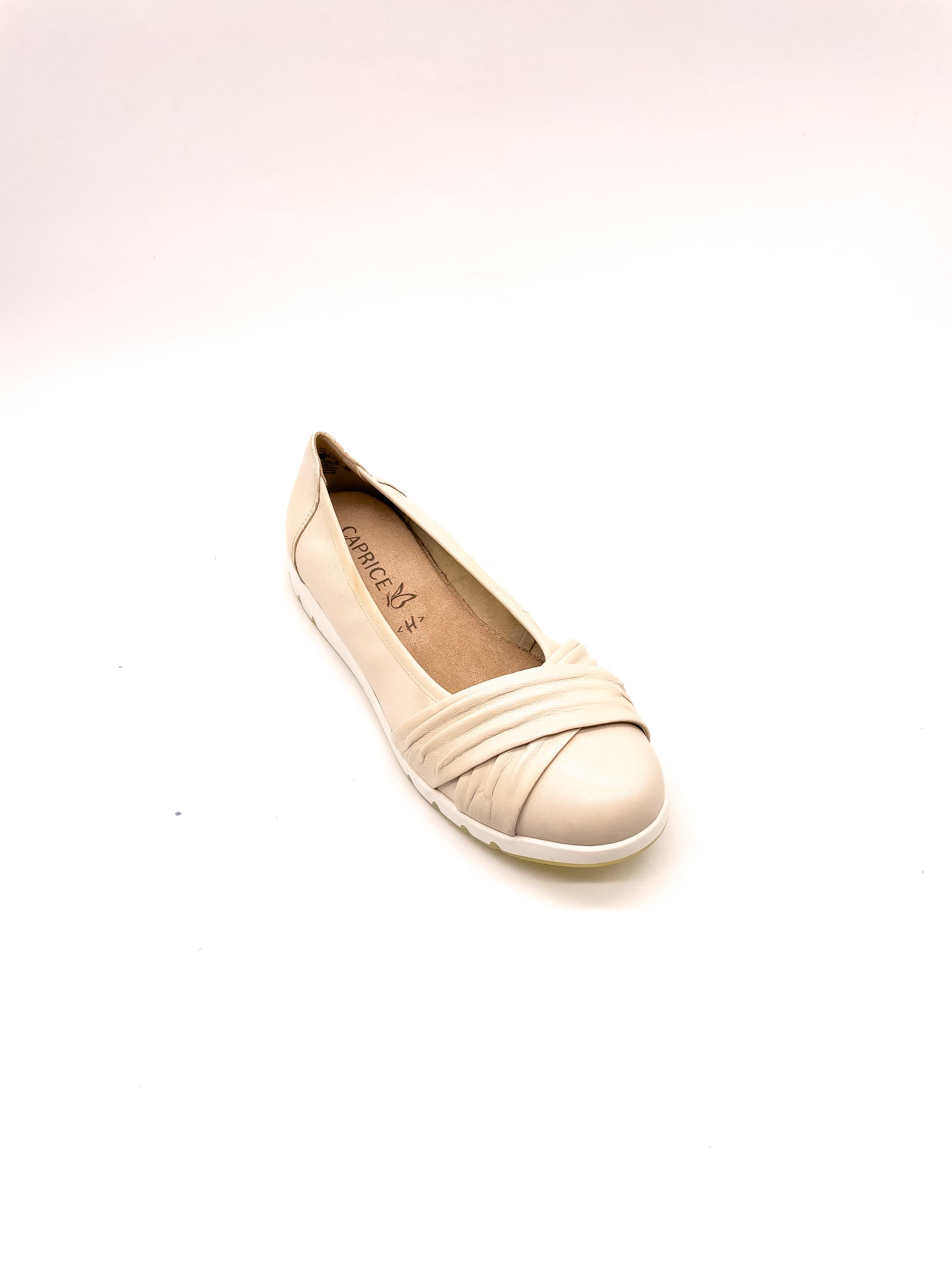 Балетки жен. "Caprice" 9-22118-44 170 (крем.,кожа/иск.кожа)